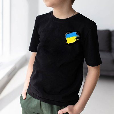 Футболка чорна: Серце на груді 97682 фото